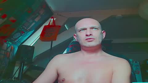 maxhardcore77 online show from 11-10-25, 09:19