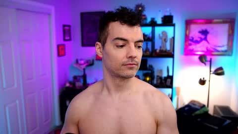 Max Hughes online show from 03-12-26, 01:23