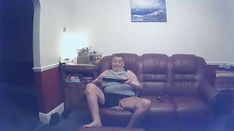 Snapshot of maxi_johnes chatting on 02-05-25, 09:50 MAX online show from 02-05-25, 09:50