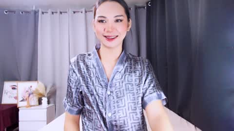 Snapshot of maxie_greyson chatting on 01-13-25, 11:19 maxie greyson online show from 01-13-25, 11:19