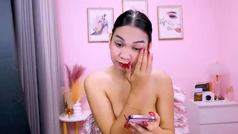 Snapshot of maxie_greyson chatting on 02-21-25, 06:51 maxie greyson online show from 02-21-25, 06:51