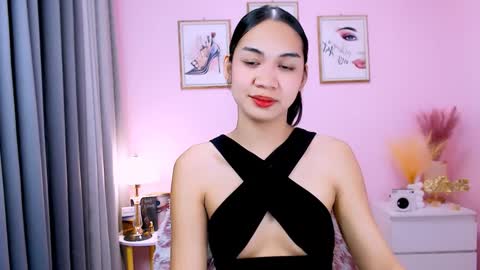 Snapshot of maxie_greyson chatting on 02-27-25, 07:01 maxie greyson online show from 02-27-25, 07:01