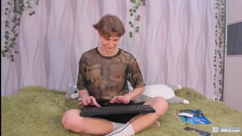 maxim burn online show from 10-21-25, 04:51