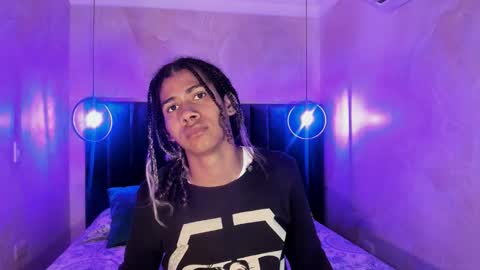 maxim online show from 11-27-25, 03:08