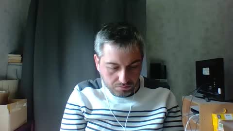 Snapshot of maximefrxx chatting on 03-04-26, 11:16 Maxime online show from 03-04-26, 11:16