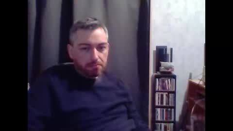 Snapshot of maximefrxx chatting on 03-12-26, 05:52 Maxime online show from 03-12-26, 05:52