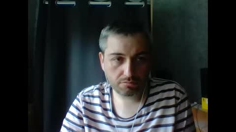 Snapshot of maximefrxx chatting on 06-01-26, 01:24 Maxime online show from 06-01-26, 01:24
