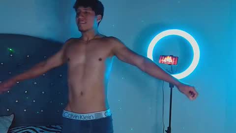 Snapshot of maximo_1ero chatting on 09-27-25, 01:32 maximo_1ero online show from 09-27-25, 01:32