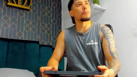 maximo_lane online show from 03-09-26, 04:55