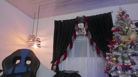 Maximo online show from 12-21-24, 07:45