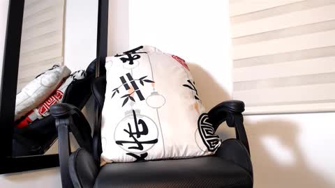 Maximo Sebastian online show from 03-17-26, 05:11