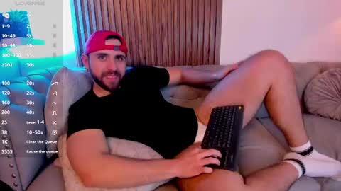 Maximo Wolf online show from 06-25-26, 05:17