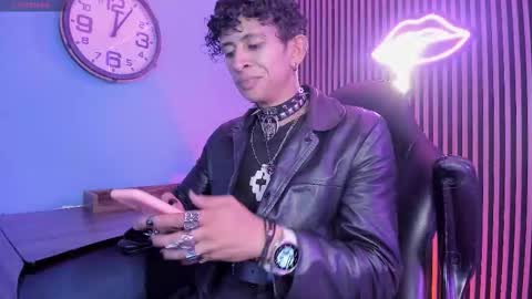 Snapshot of maximoking26 chatting on 03-13-26, 04:08 MAXIMO online show from 03-13-26, 04:08