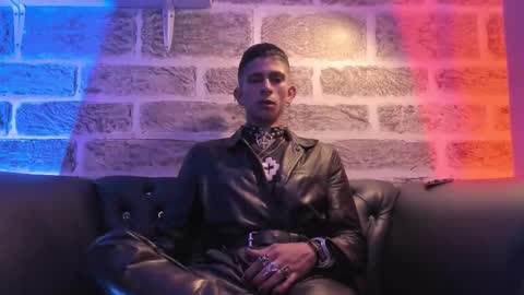 MAXIMO online show from 03-22-26, 12:36