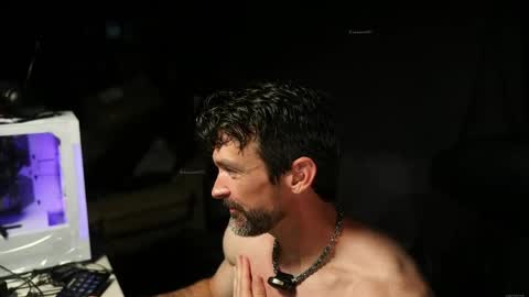 Maximus7871 online show from 04-22-26, 12:24