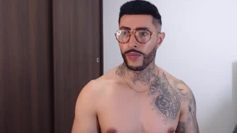 Independent Model online show from 12-18-24, 07:47