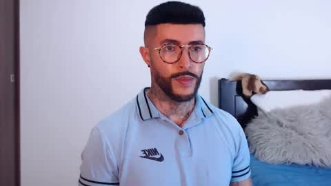 Independent Model online show from 01-14-25, 01:47