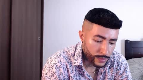 Independent Model online show from 01-31-25, 07:07