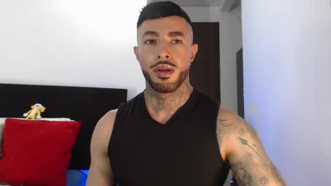 Snapshot of maximus_golden chatting on 05-09-26, 05:12 Independent Model online show from 05-09-26, 05:12