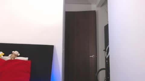 Snapshot of maximus_golden chatting on 05-15-26, 03:46 Independent Model online show from 05-15-26, 03:46
