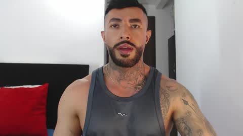 Snapshot of maximus_golden chatting on 05-22-26, 04:19 Independent Model online show from 05-22-26, 04:19