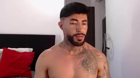 Snapshot of maximus_golden chatting on 06-05-26, 04:08 Independent Model online show from 06-05-26, 04:08