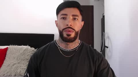 Snapshot of maximus_golden chatting on 06-06-26, 03:22 Independent Model online show from 06-06-26, 03:22