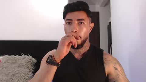 Snapshot of maximus_golden chatting on 06-10-26, 03:50 Independent Model online show from 06-10-26, 03:50