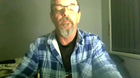 Max online show from 06-25-26, 05:12