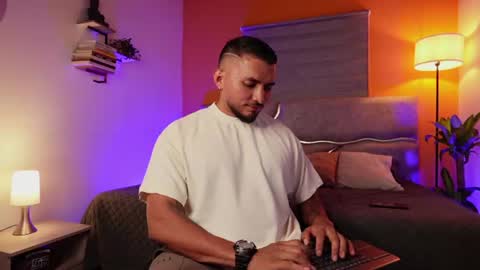 Maximus Clark online show from 06-13-26, 02:31