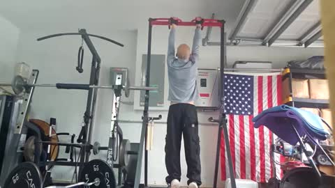 Snapshot of maximusdemitrious chatting on 12-15-25, 09:19 maximusdemitrious online show from 12-15-25, 09:19