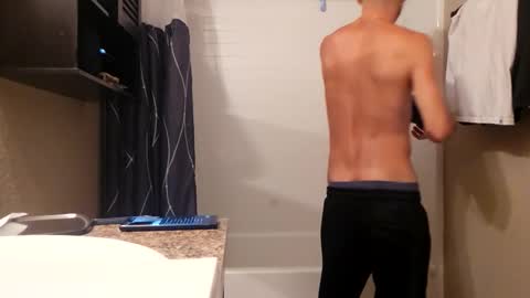 Snapshot of maximusdemitrious chatting on 03-22-26, 12:58 maximusdemitrious online show from 03-22-26, 12:58