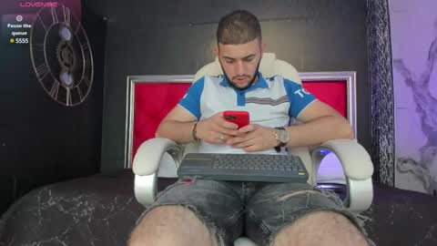 Snapshot of maximusdick1_ chatting on 12-05-24, 06:33 Maximus online show from 12-05-24, 06:33
