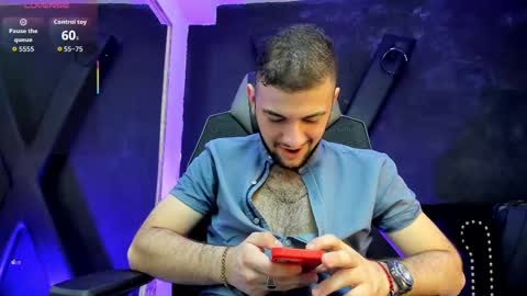 Snapshot of maximusdick1_ chatting on 09-10-25, 04:12 Maximus online show from 09-10-25, 04:12