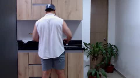 Snapshot of maximussantorini chatting on 02-01-26, 08:18 maximus online show from 02-01-26, 08:18