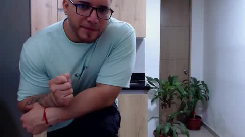 Snapshot of maximussantorini chatting on 02-04-26, 03:12 maximus online show from 02-04-26, 03:12