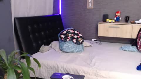 maximus online show from 05-21-26, 01:56