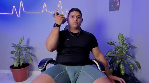 Maximus online show from 11-11-25, 11:54