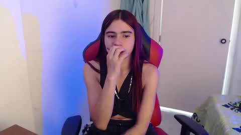 Snapshot of maxinesex_ chatting on 03-06-26, 02:02 maxinesex_ online show from 03-06-26, 02:02