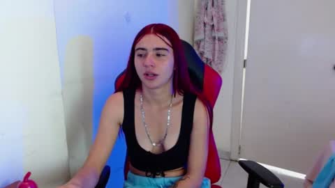 Snapshot of maxinesex_ chatting on 07-14-26, 02:12 maxinesex_ online show from 07-14-26, 02:12