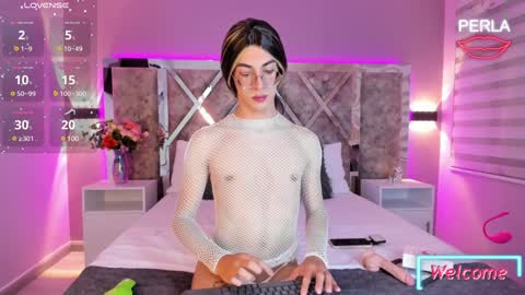 Snapshot of maxirogers chatting on 01-21-25, 08:21 Maxi Rogers online show from 01-21-25, 08:21