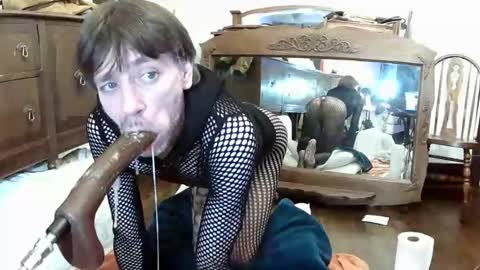 maxjr8008 online show from 11-03-25, 08:48