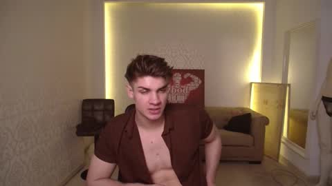 Snapshot of maxkaiden chatting on 02-28-25, 08:42 MaxKaiden online show from 02-28-25, 08:42