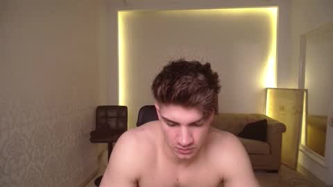 Snapshot of maxkaiden chatting on 02-28-25, 11:47 MaxKaiden online show from 02-28-25, 11:47