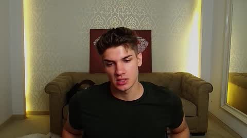 Snapshot of maxkaiden chatting on 09-13-25, 04:45 MaxKaiden online show from 09-13-25, 04:45