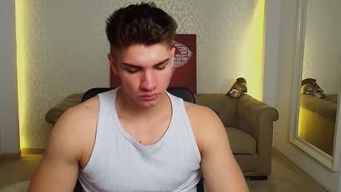 Snapshot of maxkaiden chatting on 09-20-25, 05:41 MaxKaiden online show from 09-20-25, 05:41