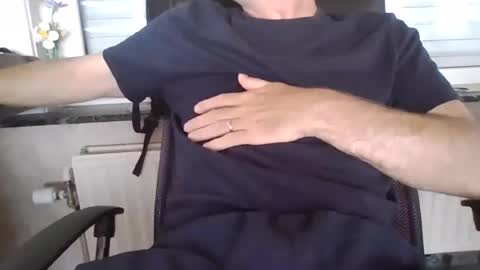 Snapshot of maxou569 chatting on 07-14-26, 09:47 maxou569 online show from 07-14-26, 09:47
