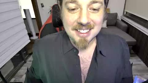 Snapshot of maxredz chatting on 02-27-26, 04:01 Max online show from 02-27-26, 04:01