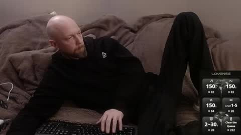 MaxRouger online show from 03-22-26, 07:45