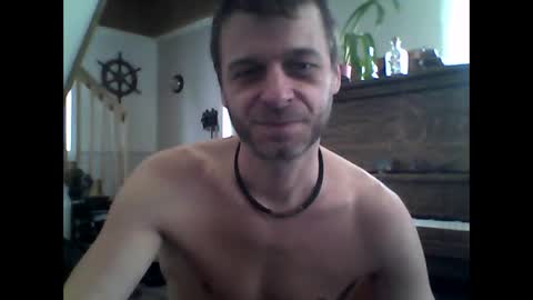 MaxTheWolf online show from 03-01-25, 02:55